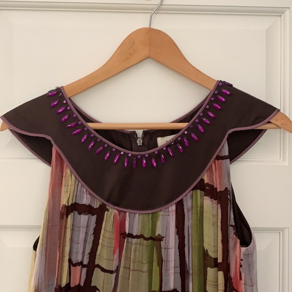 Saha Dress - Picture 2 of 5